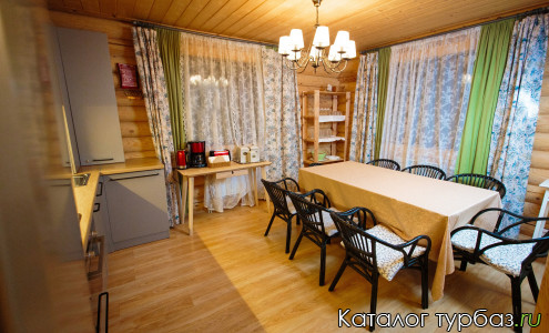 База отдыха «Рощино Вилладж»