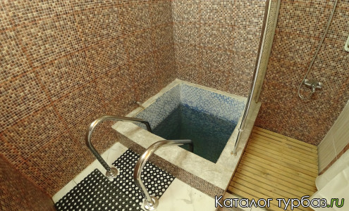 купель с родниковой водой