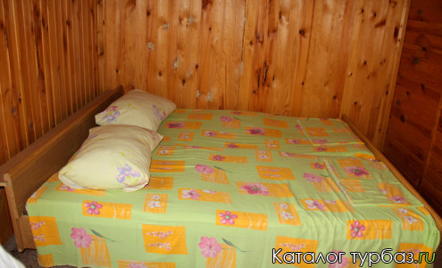 База отдыха «Дебаркадер на суше»