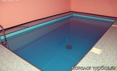 Внутренний бассейн