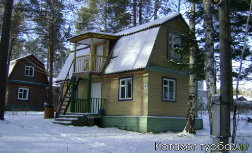 Дом номер 4 в зимнее время года