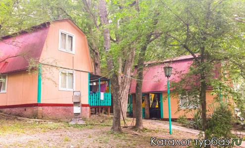 База отдыха «Черномор и Ко»
