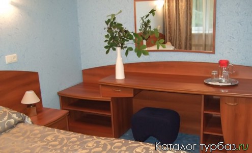 Загородный клуб отдыха «Узола»