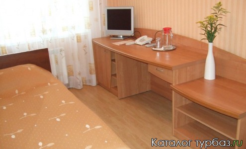 Загородный клуб отдыха «Узола»