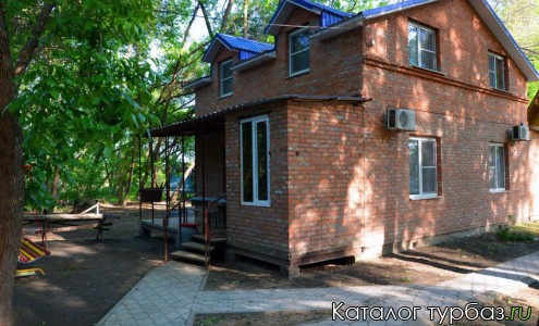 Зелёный берег (Камызякский район)