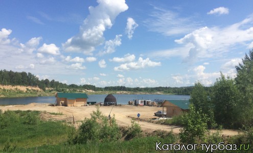 Вид базы с дороги