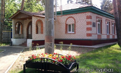 Здание номеров полулюкс