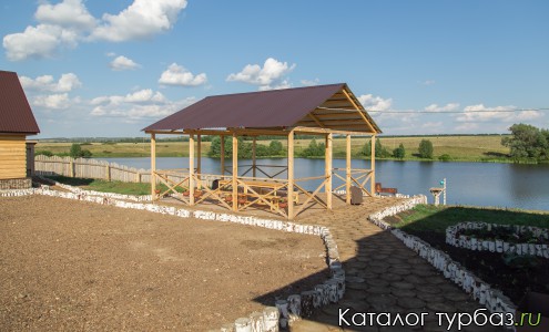 Двор комплекса Уединение