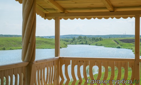 вид с террасы дома Прибрежный