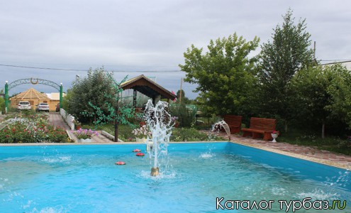 Конноспортивная турбаза «Золотая подкова»