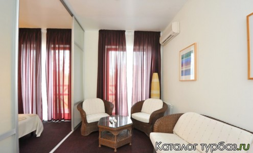 Загородный клуб отдыха «Нефтяник»