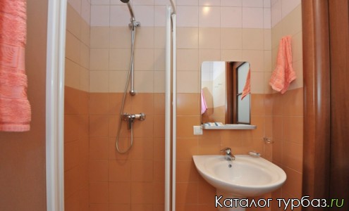 Загородный клуб отдыха «Нефтяник»