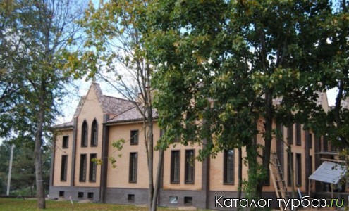 Усадебный комплекс «Имение Алтунъ»