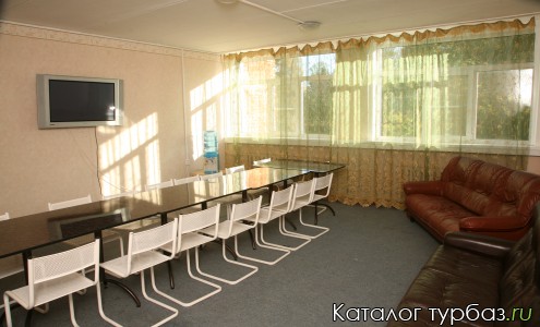 Маленькая комната для конференций (всего таких 6)