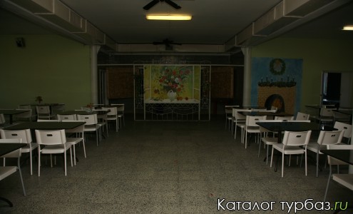 Большой зал столовой