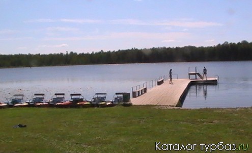 стоянка катамаранов