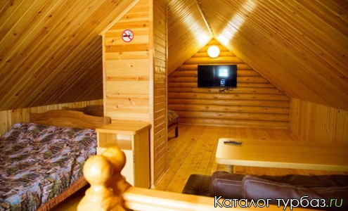 Двухэтажный гостевой дом с баней на дровах