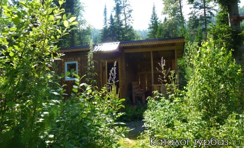 Домик таежный