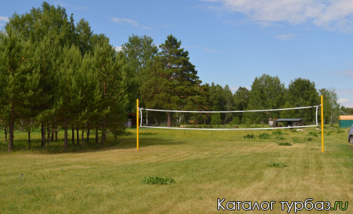 База отдыха «Домик в лесу»