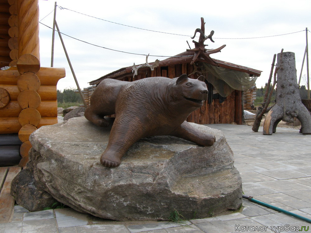 Медвежий угол алтай. Медвежий угол Челябинская область. Медвежий угол горный Алтай. Медвежий угол база отдыха Увильды. Медвежий угол Увильды пляж.